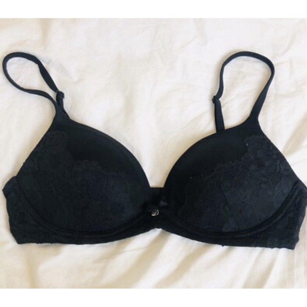 Victorias Secret Body By Victoria No Wire Bra Black Lace‎ Convertible Straps 34C